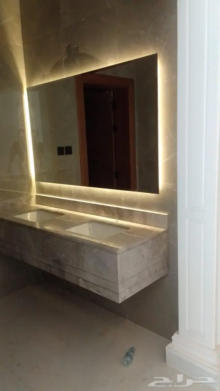 مرايا زجاج 0