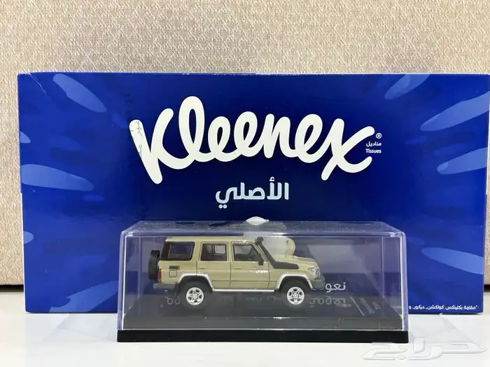 مجسمات سيارات نيسان تويوتا لكزس مرسيدس سوزوكي لاندروفر وغيره 64