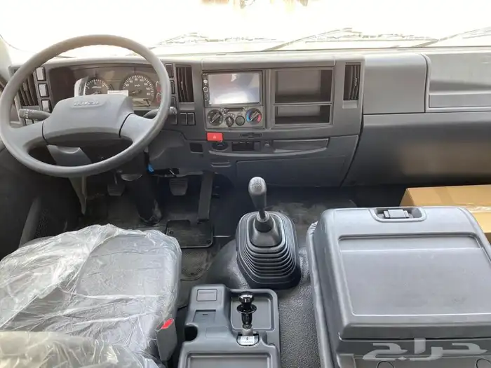 شاحنه 13طن ايسزوز 2025 6