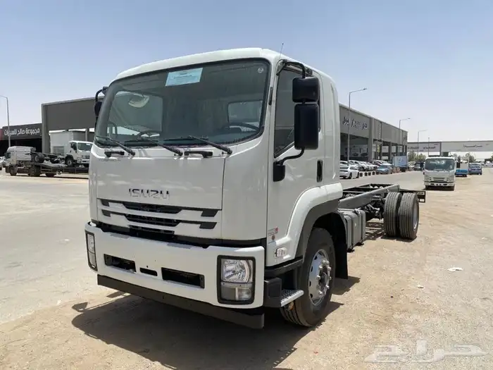 شاحنه 13طن ايسزوز 2025 2