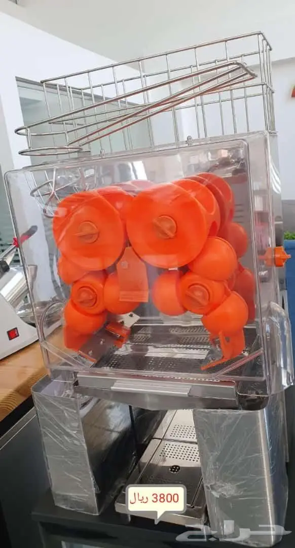 الات قهوة وثلاجات حلويات 24