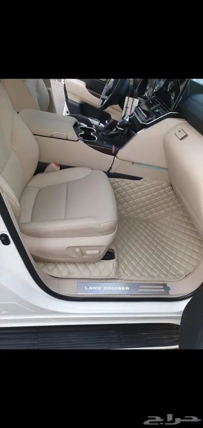 Land cruiser Floor Mat 8