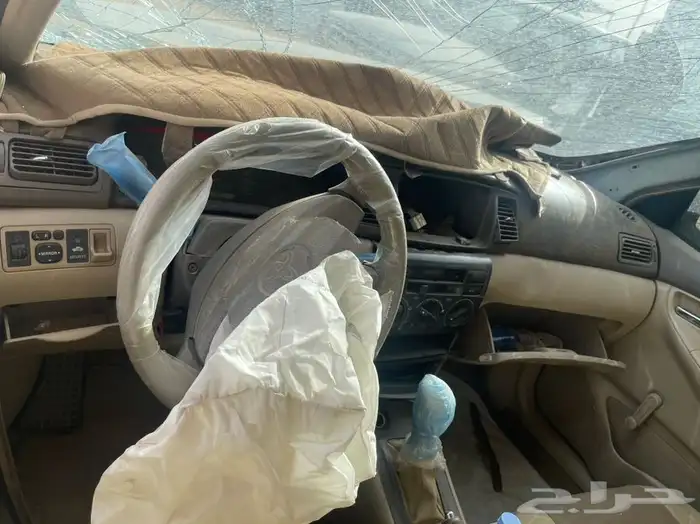 يتوفر لدينا قطع غيار كورلا 2005 10