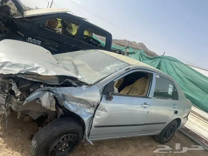 يتوفر لدينا قطع غيار كورلا 2005 5