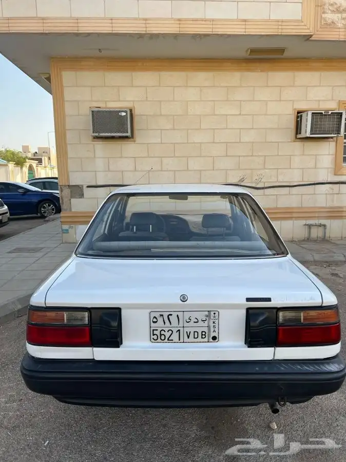 تويوتا كورولا 1989 نظيفة 3