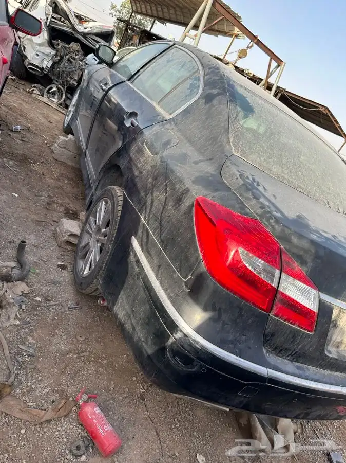 جنسس 2014 قطع غيار 5