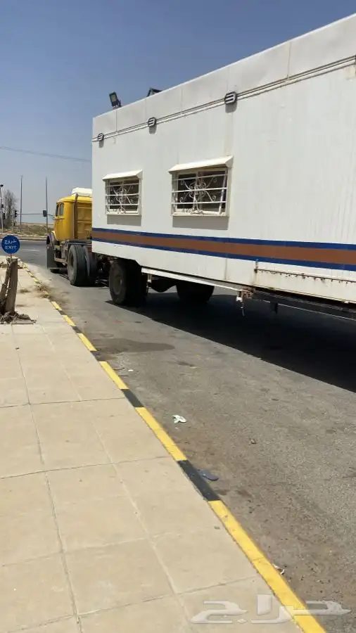 راس تريلا لسحب الغرف والتيادر والكرافانات وصناديق القلابات 1