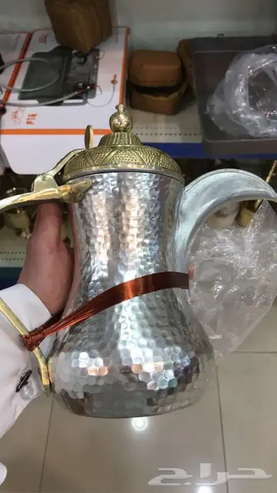 للبيع دلة بغدادية (الشمالي) صناعة يدوية سورية 0