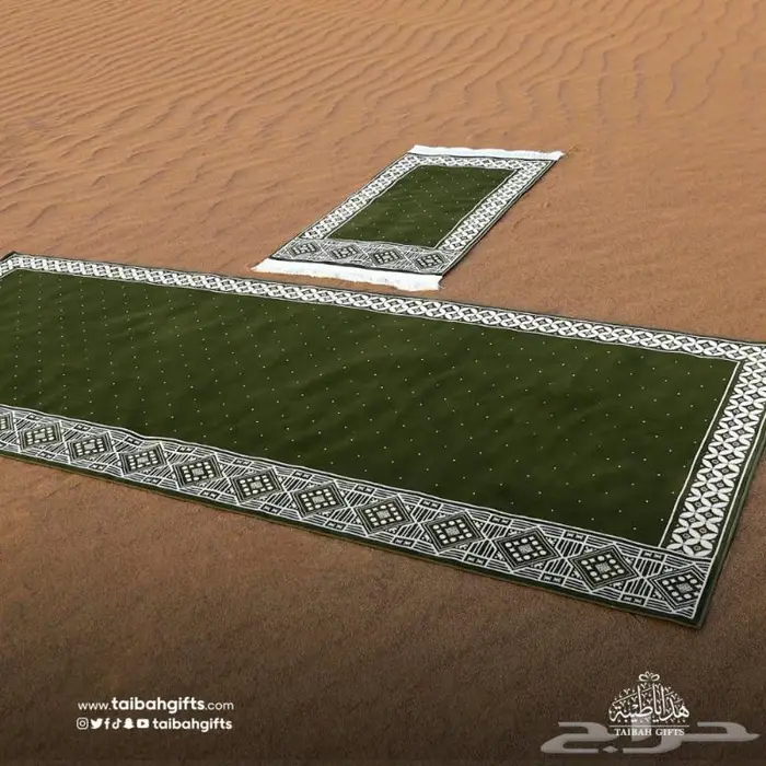 سجاد ومصلى الحجاز التراثي الخضر الفاخر 4