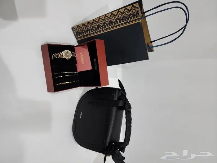 احجز هدايا العيد عطور اصليه ساعات 32