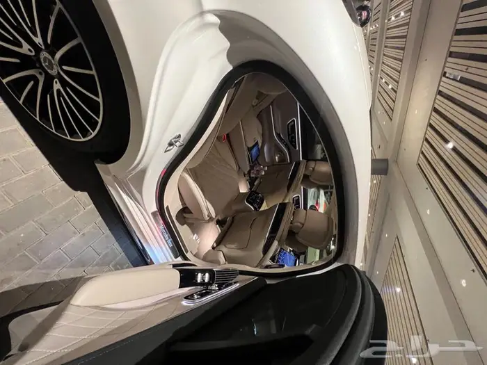 باص للايجار وسيارة بالسائق 15