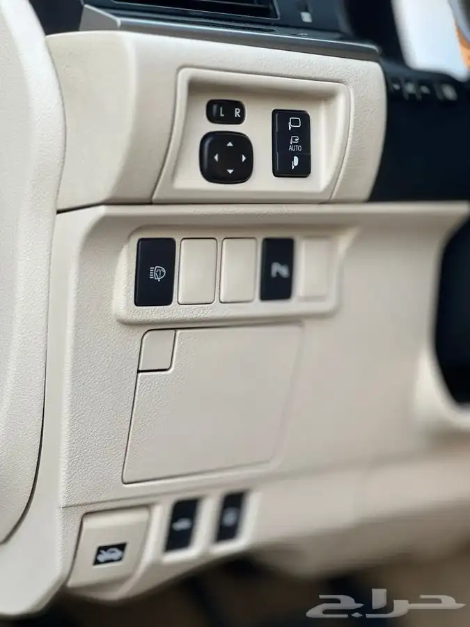 ((مباع )) لكزس ES250 وكالة 2013 ممشى طيب 32