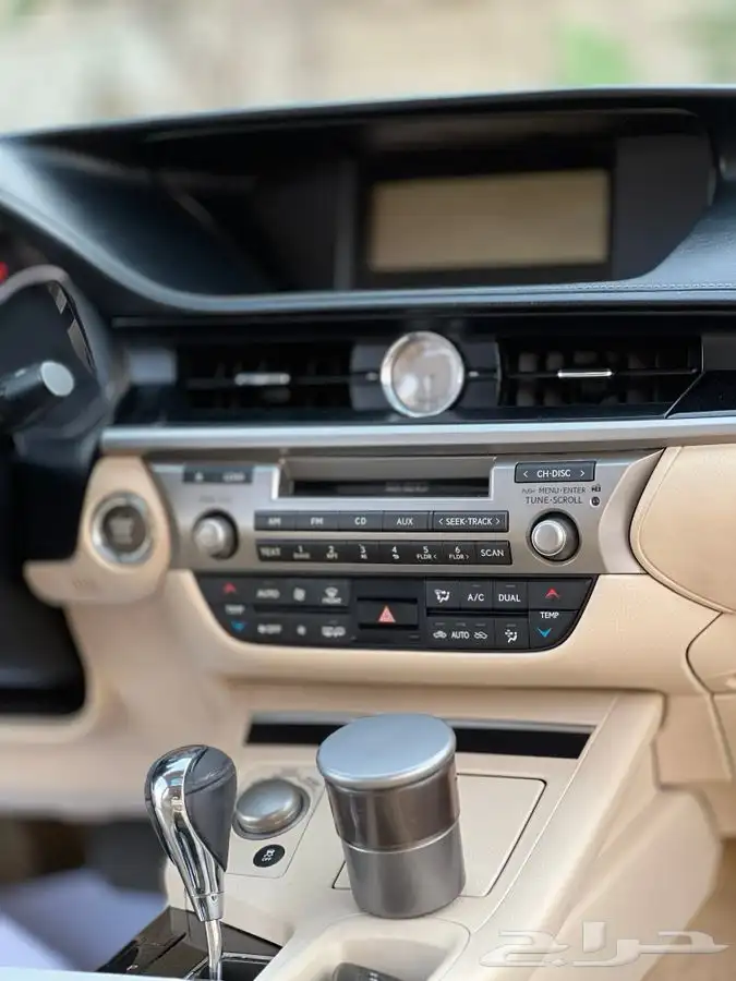 ((مباع )) لكزس ES250 وكالة 2013 ممشى طيب 36