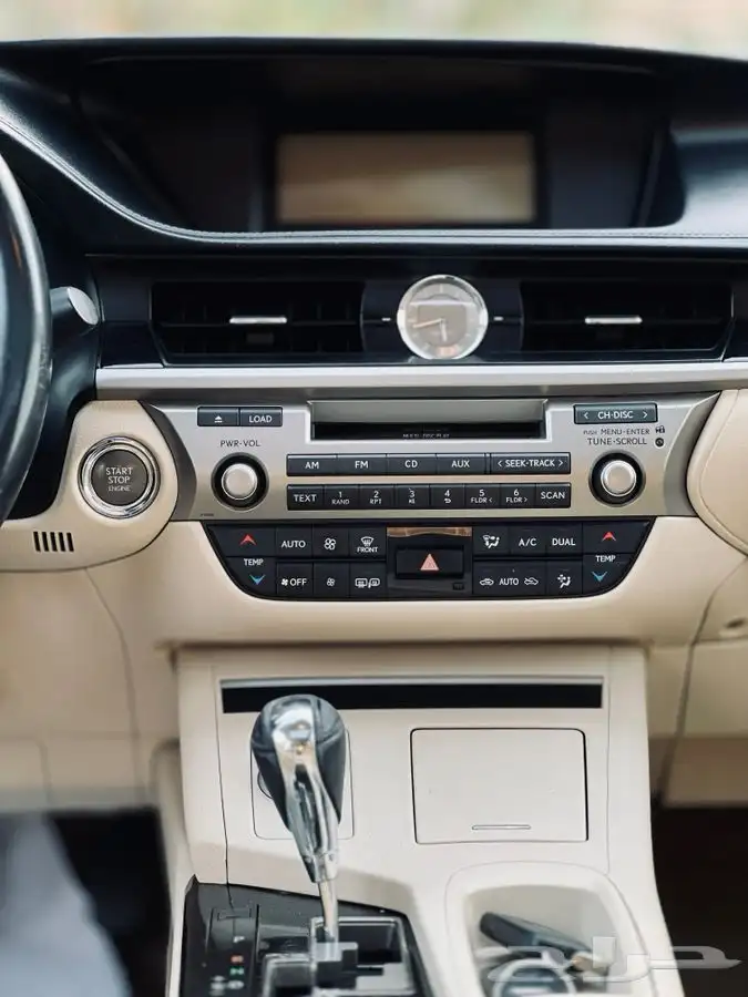 ((مباع )) لكزس ES250 وكالة 2013 ممشى طيب 38