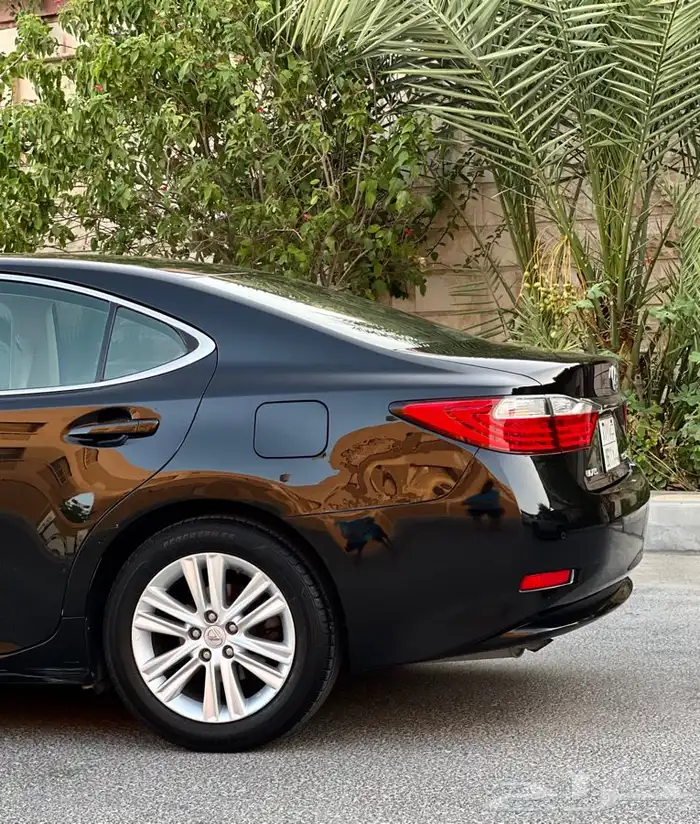 ((مباع )) لكزس ES250 وكالة 2013 ممشى طيب 21