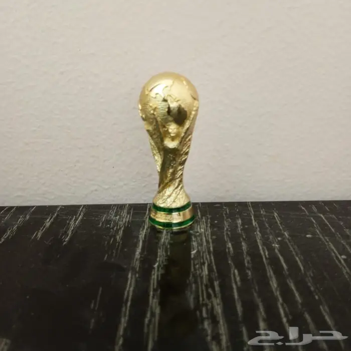مجسم كأس العالم المقامة بدولة قطر 2022 م وبإصدار محدود .. 0