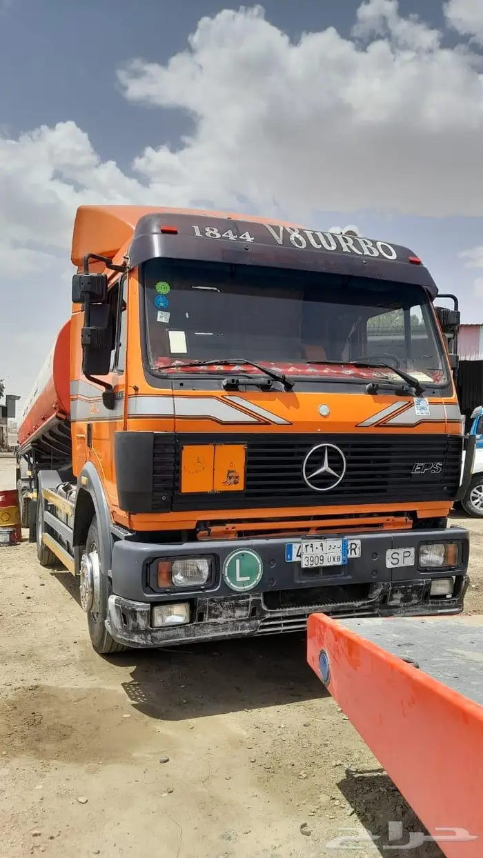 تريلا 32 طن سحب مياة الصرف الصحي للمشاريع 2