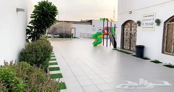للايجار استراحة نسيم الورد قسمين مسحبين متوفره في العيد 8