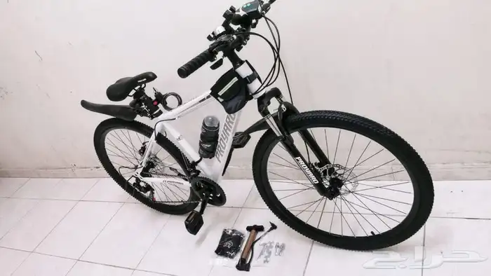 دراجات مع الاكسسوارات 3