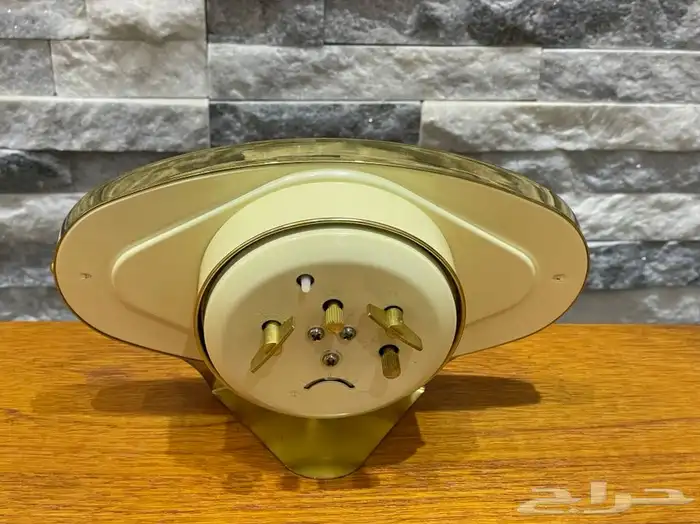 ساعة ومنبه صينية ذهبي 1