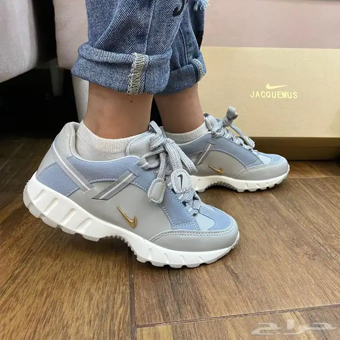 شوزات نايك 1