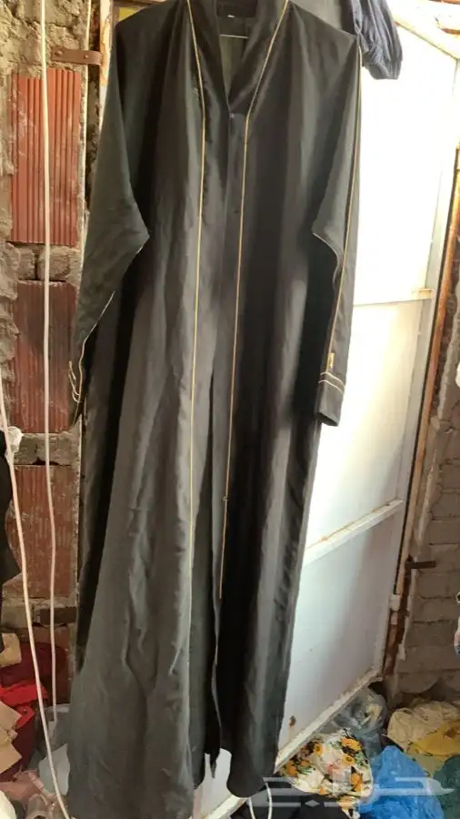 عبايات مستعملة تشكيلة كبيرة 10
