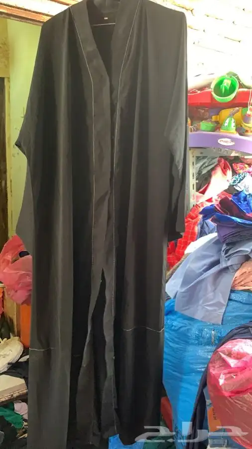 عبايات مستعملة تشكيلة كبيرة 35