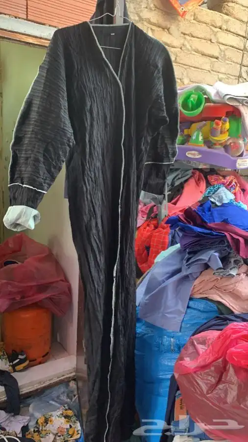 عبايات مستعملة تشكيلة كبيرة 71