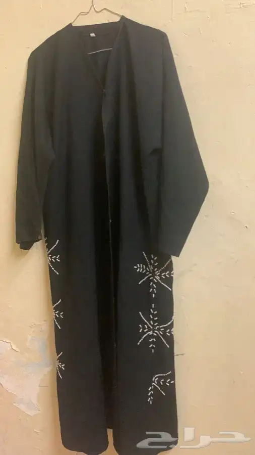 عبايات مستعملة تشكيلة كبيرة 90