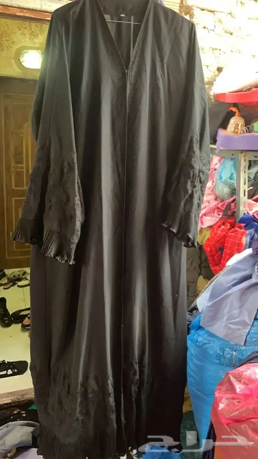 عبايات مستعملة تشكيلة كبيرة 41