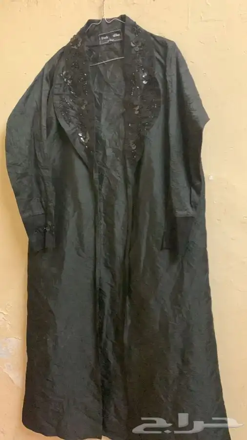عبايات مستعملة تشكيلة كبيرة 94