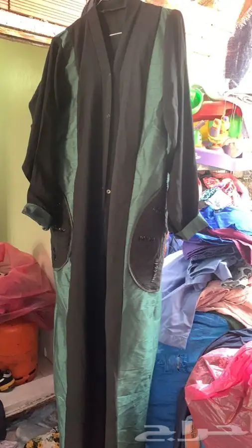 عبايات مستعملة تشكيلة كبيرة 85