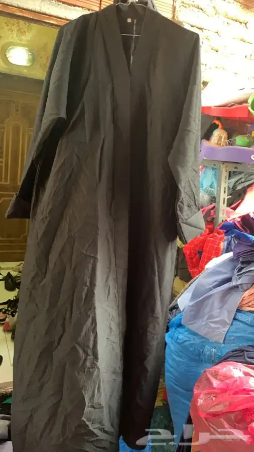 عبايات مستعملة تشكيلة كبيرة 30