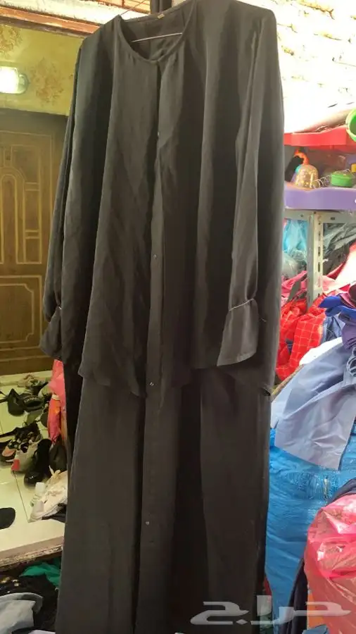 عبايات مستعملة تشكيلة كبيرة 36