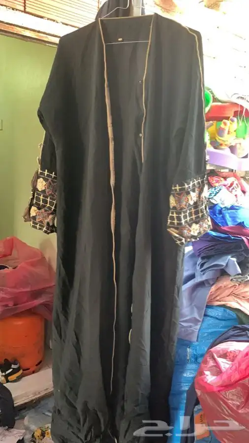 عبايات مستعملة تشكيلة كبيرة 66