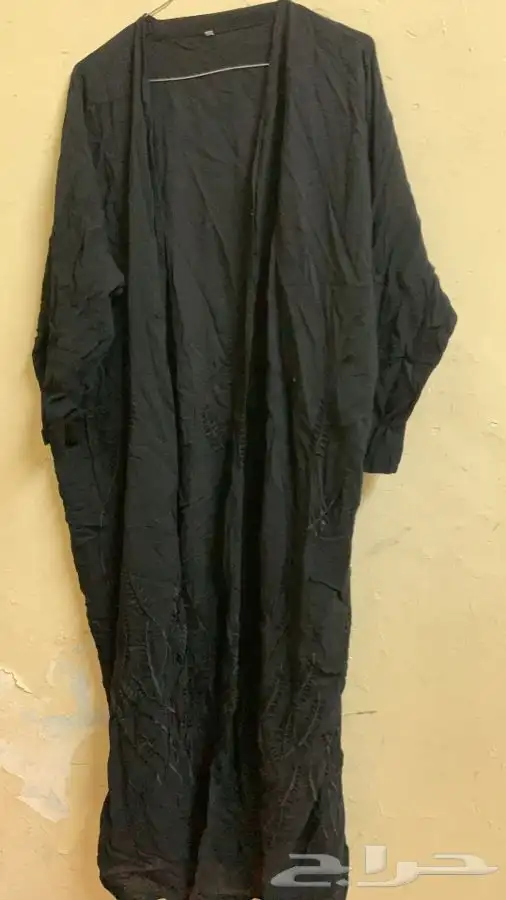 عبايات مستعملة تشكيلة كبيرة 98