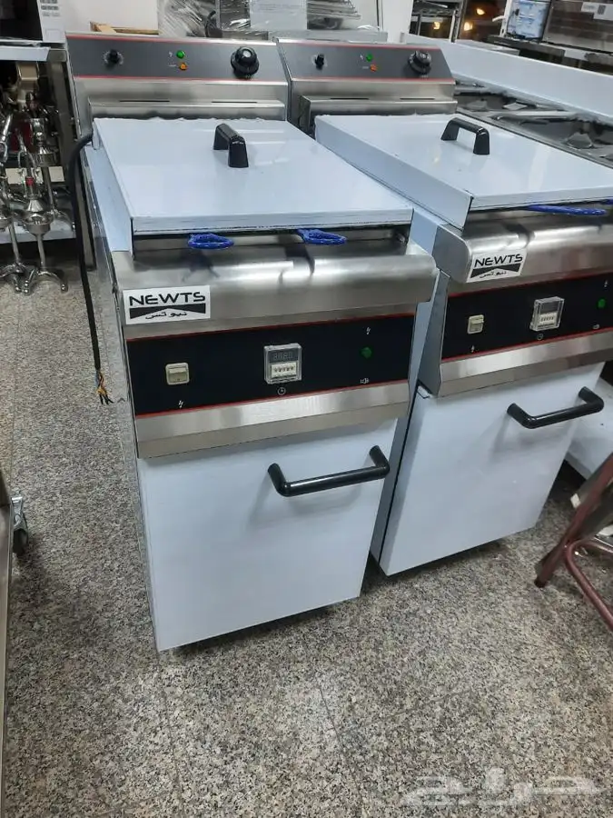 يوجد لدينه  قلايات بطاطس  سوبر مفرد ودبل جميع المقاسات 8