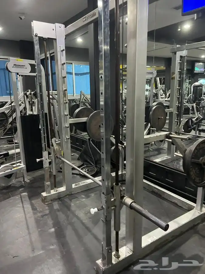 اجهزة نادي رياضي للبيع 75