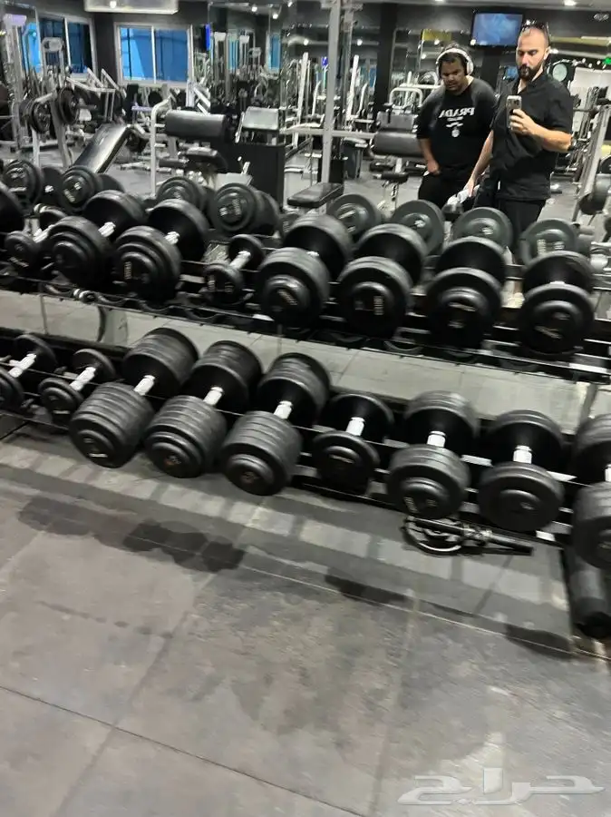 اجهزة نادي رياضي للبيع 82