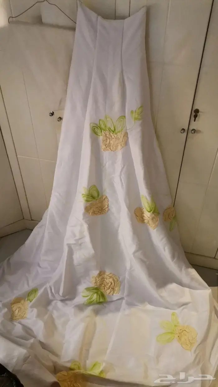 للبيع فستان فرح زواج الفستان مش تقليدي مميز جدا 0