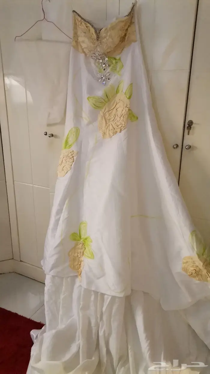 للبيع فستان فرح زواج الفستان مش تقليدي مميز جدا 3