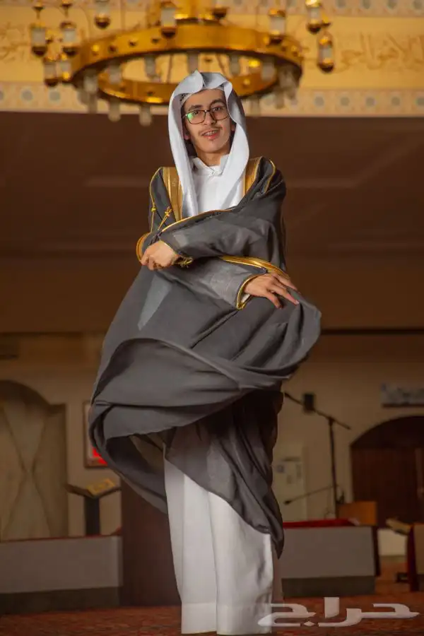 مصور فوتوغرافي (منتجات وأشخاص بورترية وزواجات) 25