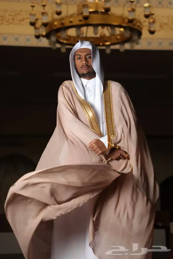 مصور فوتوغرافي (منتجات وأشخاص بورترية وزواجات) 23
