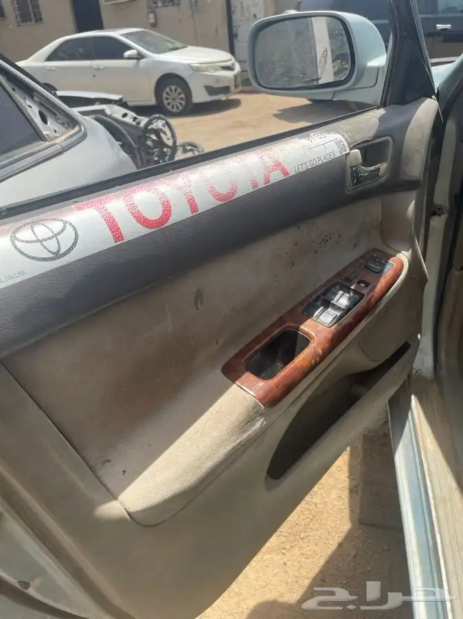 يتوفر لدينا قطع غيار كامري 2004 14