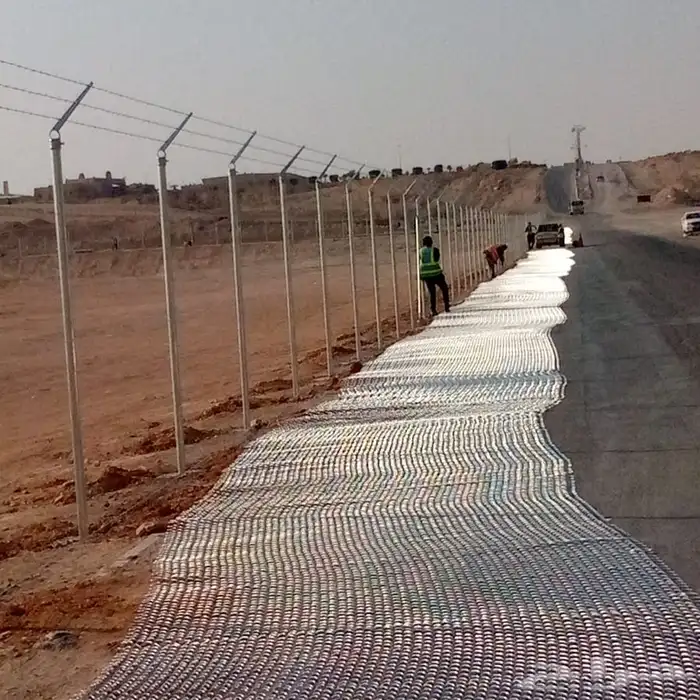 تكريب جميع انواع الشبوك ننفذ جميع مشاريع الشبوك 0