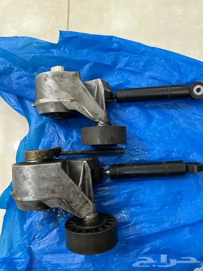 قطع غيار مرسيدس 560 300 260 500 280 w126 من موديل 1980-1991 23