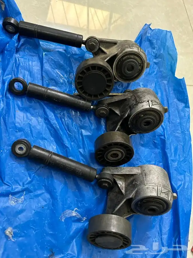 قطع غيار مرسيدس 560 300 260 500 280 w126 من موديل 1980-1991 16