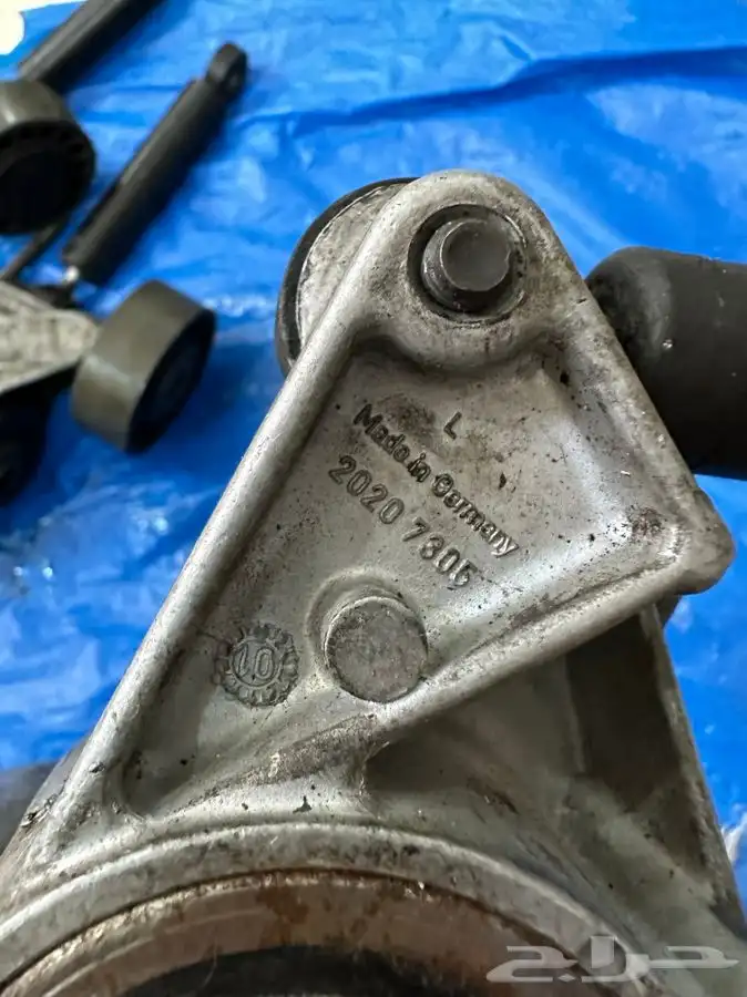 قطع غيار مرسيدس 560 300 260 500 280 w126 من موديل 1980-1991 21