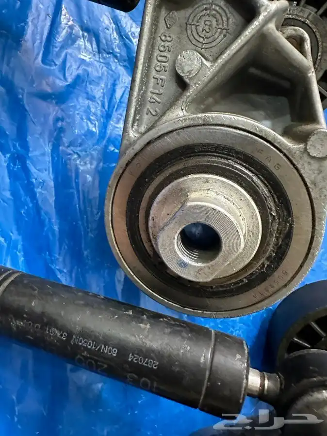 قطع غيار مرسيدس 560 300 260 500 280 w126 من موديل 1980-1991 19