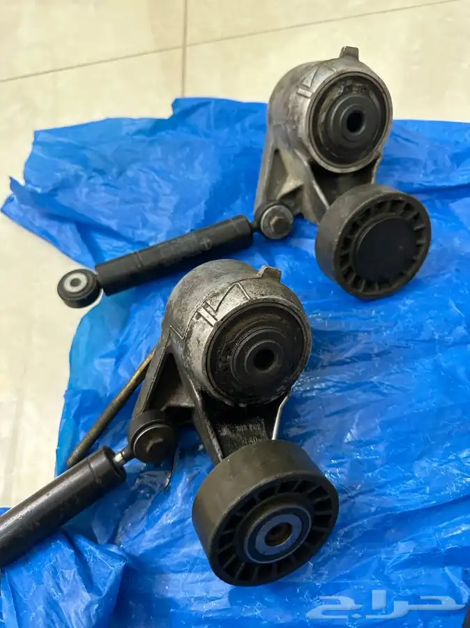 قطع غيار مرسيدس 560 300 260 500 280 w126 من موديل 1980-1991 26